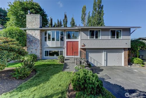 12631 Ne 111th Pl, Kirkland, WA, 98033-4720 | Card Image