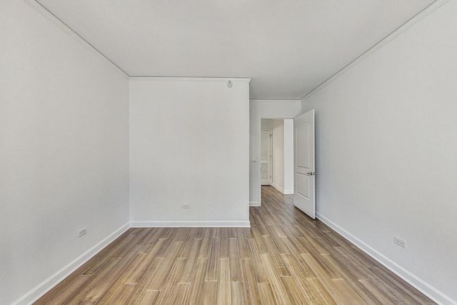 UNIT-1405 - 450 E Waterside Dr, Condo with 1 bedrooms, 1 bathrooms and 1 parking in Chicago IL | Image 15