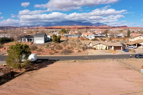 836 E Scenic Dr N, Washington, UT, 84780-1848 | Card Image