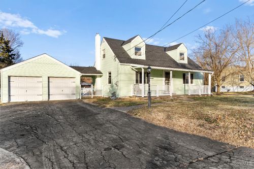 604 Smiley Ave, Springdale, OH, 45246-2222 | Card Image
