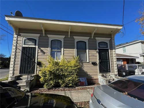 1500 Clouet St, New Orleans, LA, 70117-6526 | Card Image