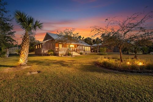 218 13th St Se, STEINHATCHEE, FL, 32359-3366 | Card Image