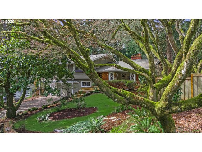 764 10 Th St, House other with 3 bedrooms, 3 bathrooms and 2 parking in Lake Oswego OR | Image 40