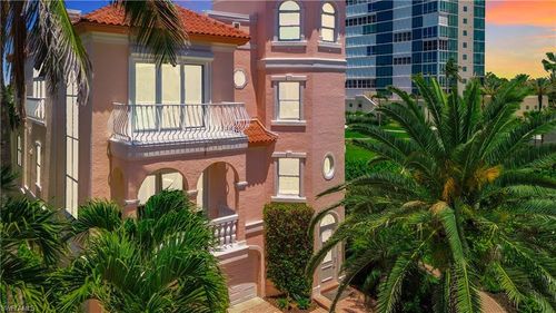21-21 Casa Mar Ln, NAPLES, FL, 34103-3685 | Card Image
