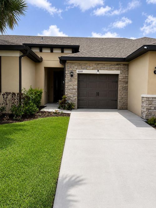 5205 Jovial Ct, FORT PIERCE, FL, 34947-7710 | Card Image