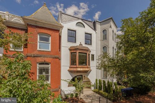 906 A St Se, WASHINGTON, DC, 20003-1300 | Card Image