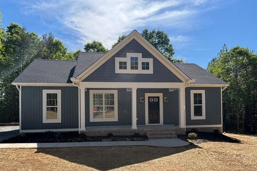 67 Petersville Rd, New Canton, VA, 23123 | Card Image