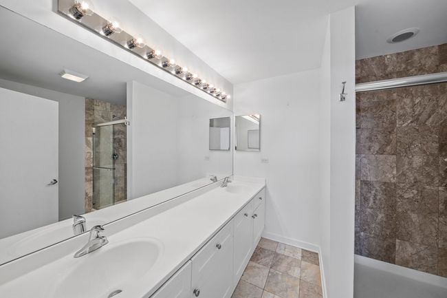 APT-504 - 4537 S Drexel Blvd, Condo with 2 bedrooms, 2 bathrooms and 1 parking in CHICAGO IL | Image 10