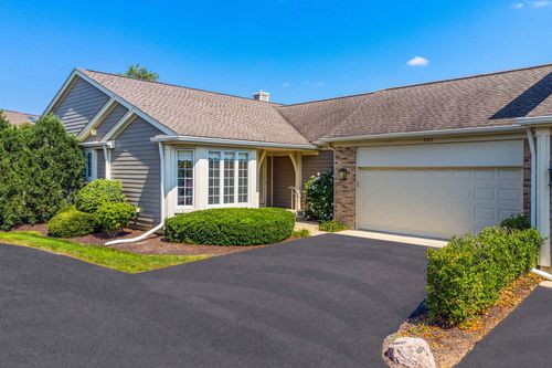 122 Kilchurn Ln, Inverness, IL, 60067-8010 | Card Image