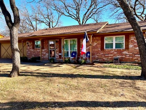 37 Regents Park, Bedford, TX, 76022-6533 | Card Image