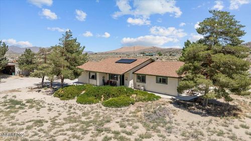 15500 Elkhorn Ln, Reno, NV, 89506-7305 | Card Image