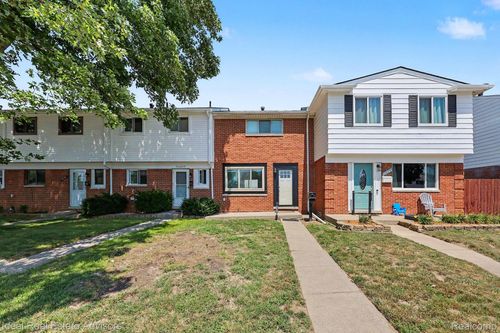 20059 Abrahm St, Clinton Township, MI, 48035-3430 | Card Image