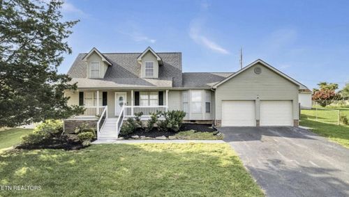 174 Hickory Ln, Jacksboro, TN, 37757-2803 | Card Image