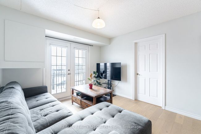 303 - 2035 Appleby Line, Condo with 2 bedrooms, 1 bathrooms and null parking in Burlington ON | Image 11