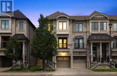 1120 Beachcomber Rd, Mississauga, ON, L5G0B5 | Card Image