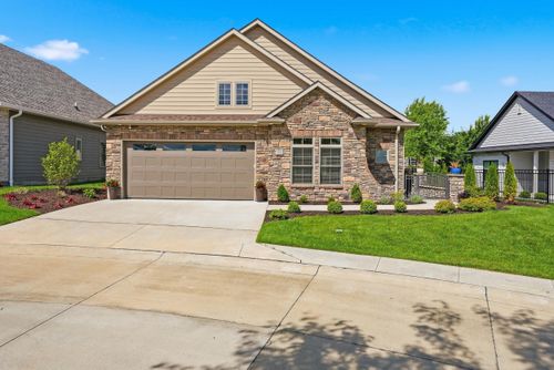 6306 Murano Way, COLUMBIA, MO, 65201-0066 | Card Image