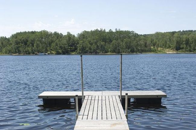 Day docks | Image 23