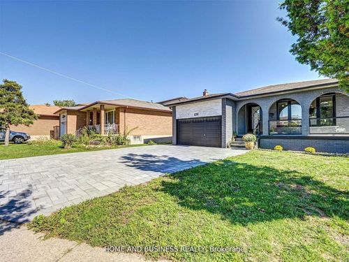 middle-470 Louis Drive, Mississauga, ON, L5B2J6 | Card Image