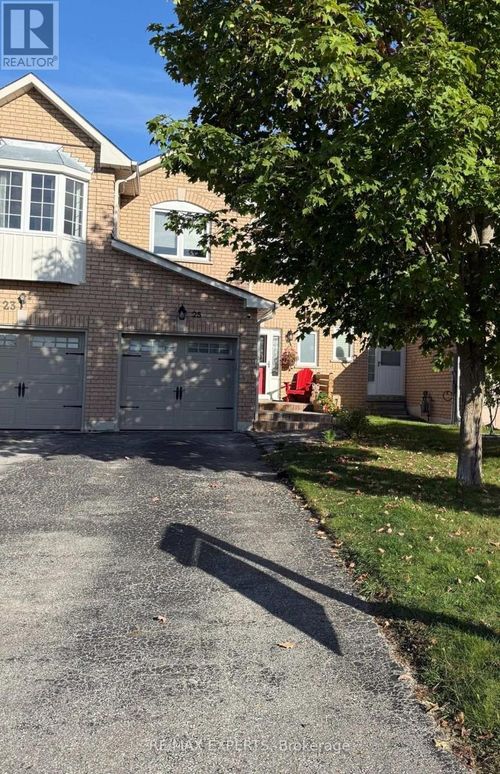 25 Mainprize Cres, Mount Albert, ON, L0G1M0 | Card Image