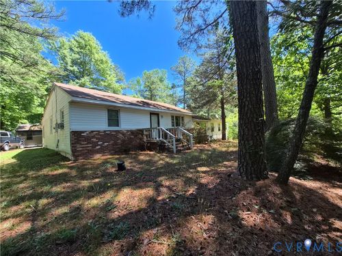9528 Old Stage Rd, Prince George, VA, 23875-2101 | Card Image