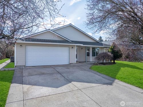 108 Rose Marie Dr, Chehalis, WA, 98532-8768 | Card Image