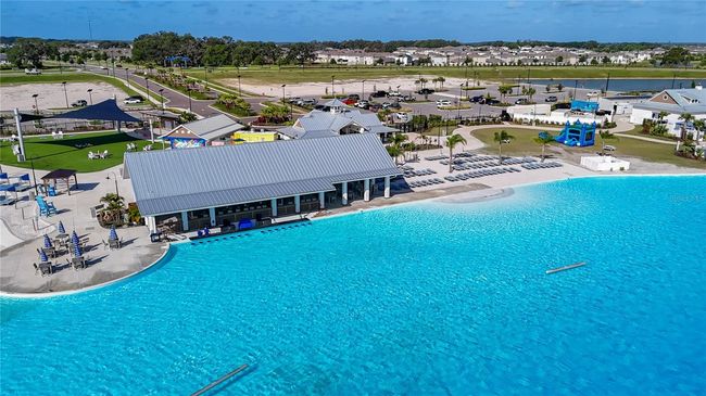 Sandbar - Walk in or Swim-up for refreshing beverages | Image 56