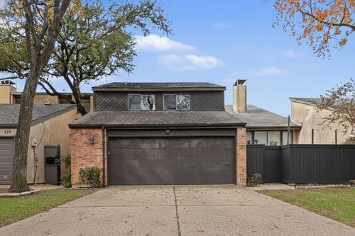 12223 Center Court Dr, Dallas, TX, 75243-4515 | Card Image