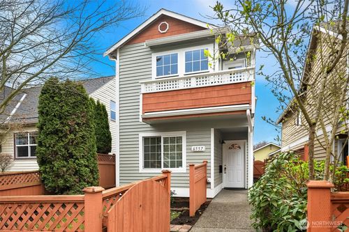 6557 6th Avenue Nw Seattle Wa 98117-5016, Seattle, WA, 98117 | Card Image