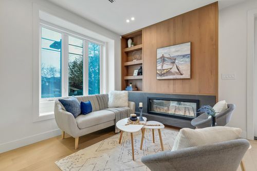 3483 Adanac St, Vancouver, BC, V5K | Card Image