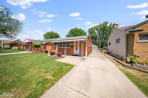 21619 Bon Brae St, Saint Clair Shores, MI, 48081-2230 | Card Image