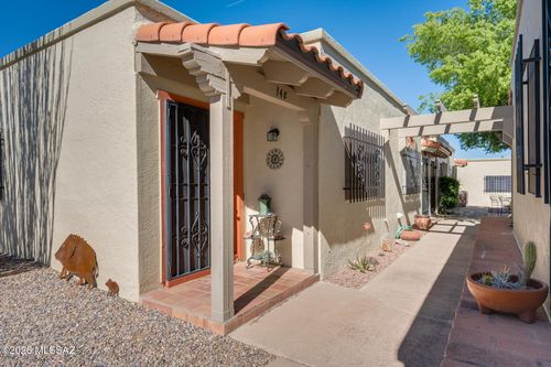 148 W Calle Del Ano, Green Valley, AZ, 85614 | Card Image