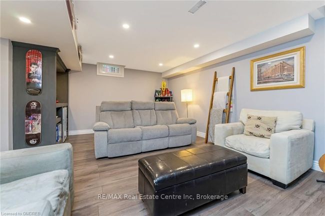 344 Landsborough Ave, House attached with 3 bedrooms, 4 bathrooms and 2 parking in Milton ON | Image 40