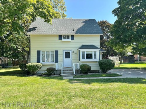 4286 Oak St, Cass City, MI, 48726-1626 | Card Image