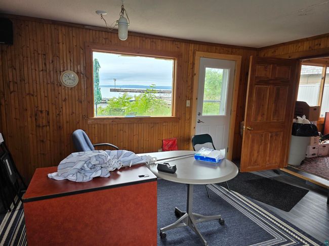 809 Main St, Home with 2 bedrooms, 2 bathrooms and null parking in LA POINTE WI | Image 5