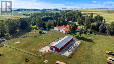 253067 Township Road 230, Home with 5 bedrooms, 3 bathrooms and null parking in Wheatland County AB | Image 2