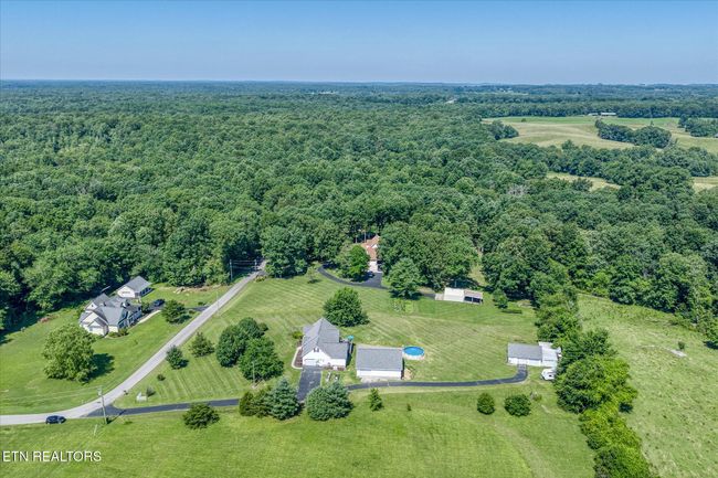 1036 Circle Dr, House other with 3 bedrooms, 2 bathrooms and null parking in Jamestown TN | Image 50