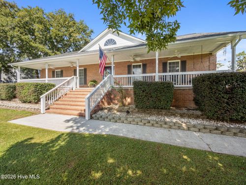 157 White Oak Bluff Rd, Stella, NC, 28582-9707 | Card Image