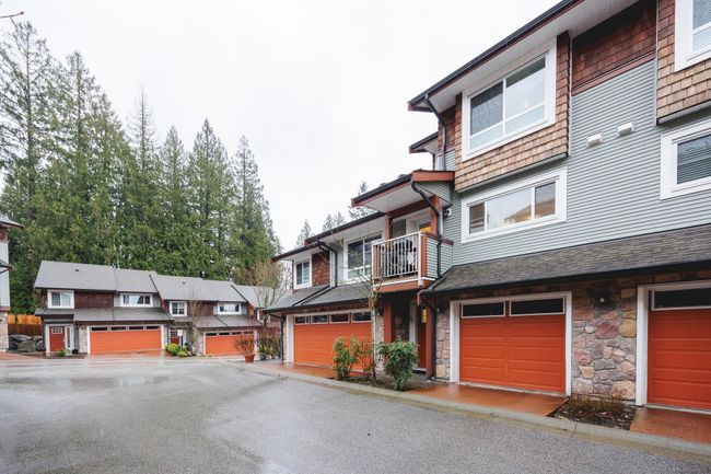 52 - 23651 132 Avenue, Townhouse with 2 bedrooms, 2 bathrooms and 2 parking in Maple Ridge BC | Image 2