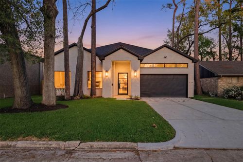 934 Autumn Oaks Dr, Houston, TX, 77079-3603 | Card Image