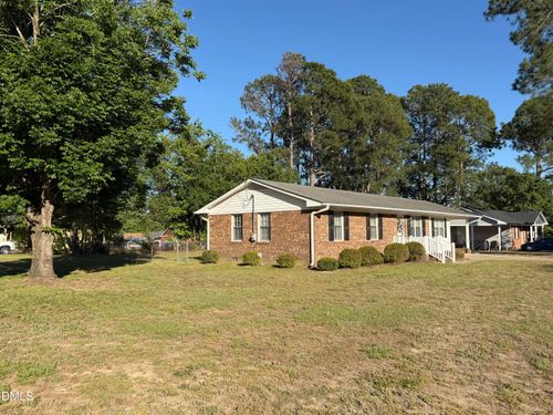 1612 Fairground Rd, Dunn, NC, 28334-8367 | Card Image