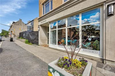 12 - 202 St Patrick St, Condo with 1 bedrooms, 1 bathrooms and 1 parking in Ottawa ON | Image 1