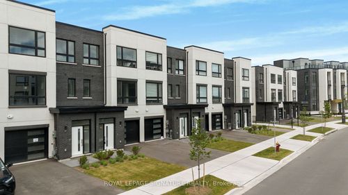 3055 Trailside Dr, Oakville, ON, L6M5R5 | Card Image