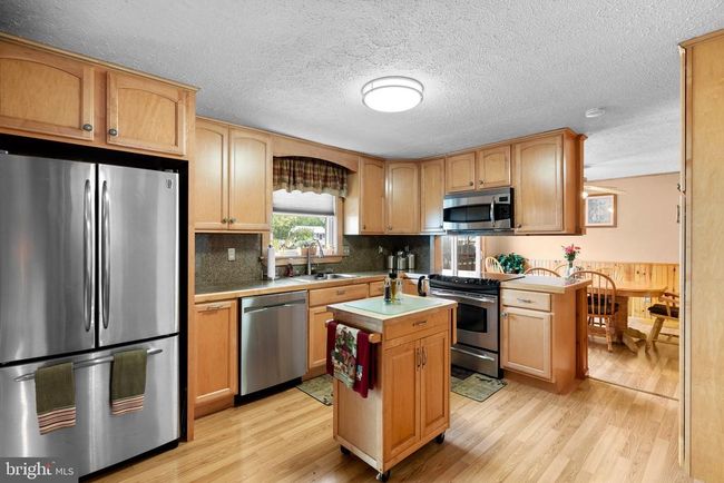 19124 Warrior Brook Dr, House other with 4 bedrooms, 3 bathrooms and null parking in GERMANTOWN MD | Image 7