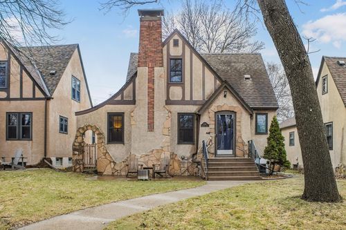 5036 11th Ave S, Minneapolis, MN, 55417-1152 | Card Image