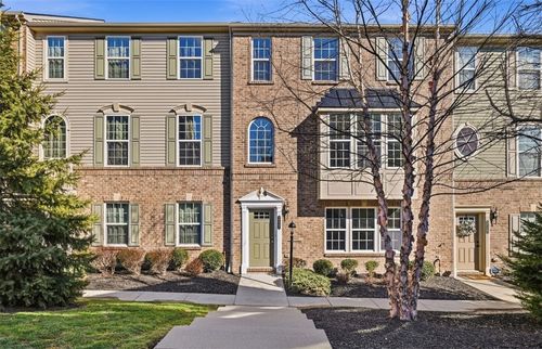 217 Thornapple Ln, Cranberry Township, PA, 16066-6579 | Card Image