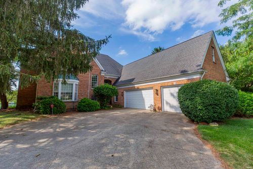 15711 Lake Forest Ct, Granger, IN, 46530-7058 | Card Image