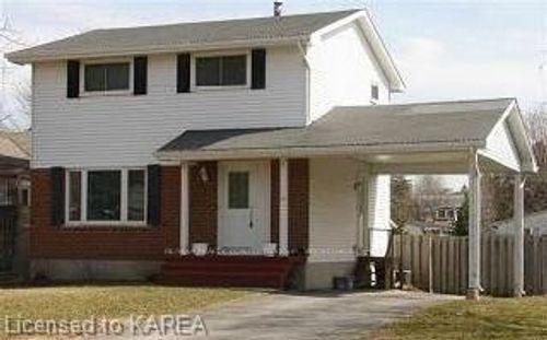 71 Kidd Dr, Amherstview, ON, K7N1V5 | Card Image