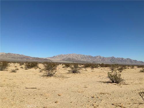 0 Horseshoe Trl, Helendale, CA, 92342 | Card Image