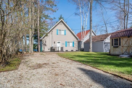 7492 O'Connor Drive, Plainfield Township, MI, 48739 | Card Image