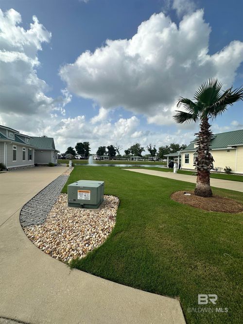 28173 Migratory Way, Elberta, AL, 36530-4417 | Card Image